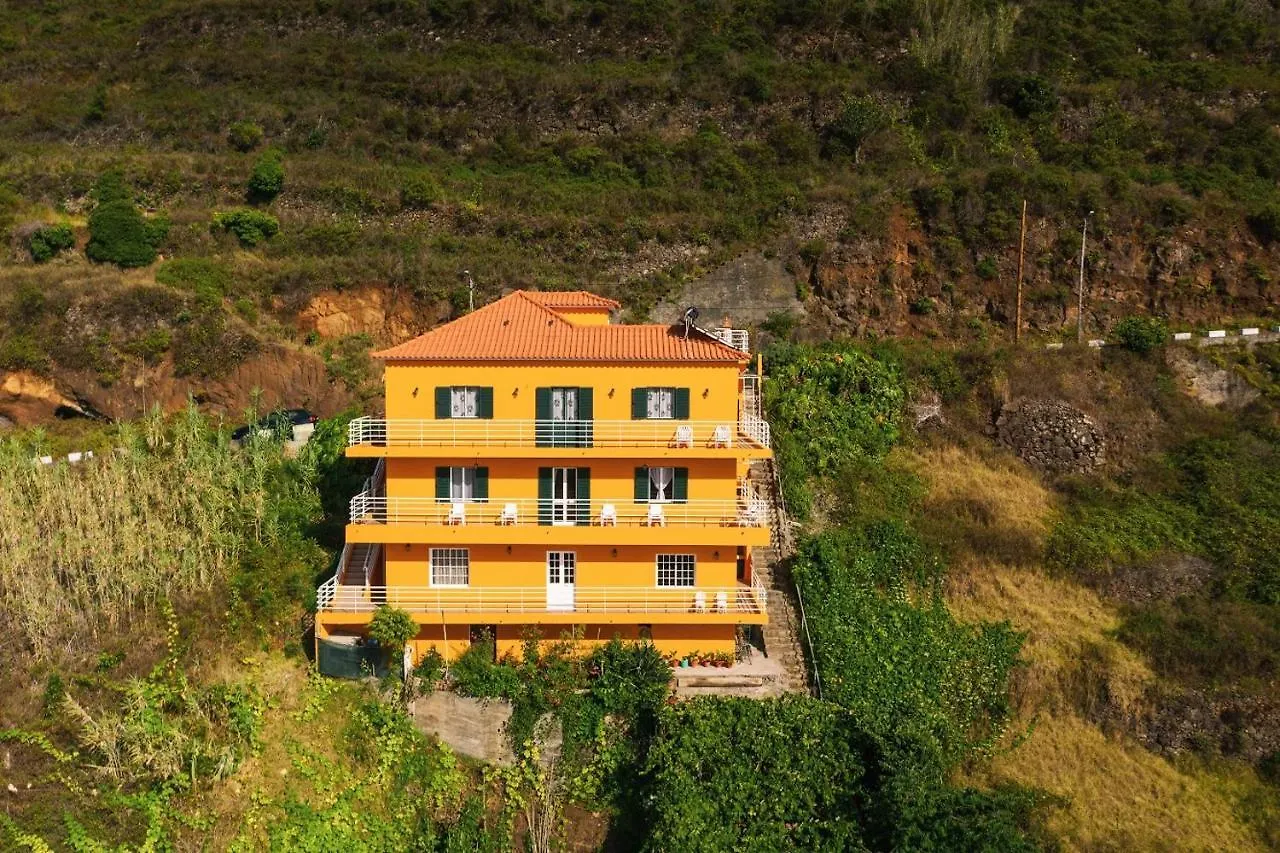 Sunset House Hotel Arco da Calheta  Guest house