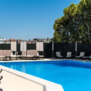 **** Hotel Emeralds By Dk Portugal